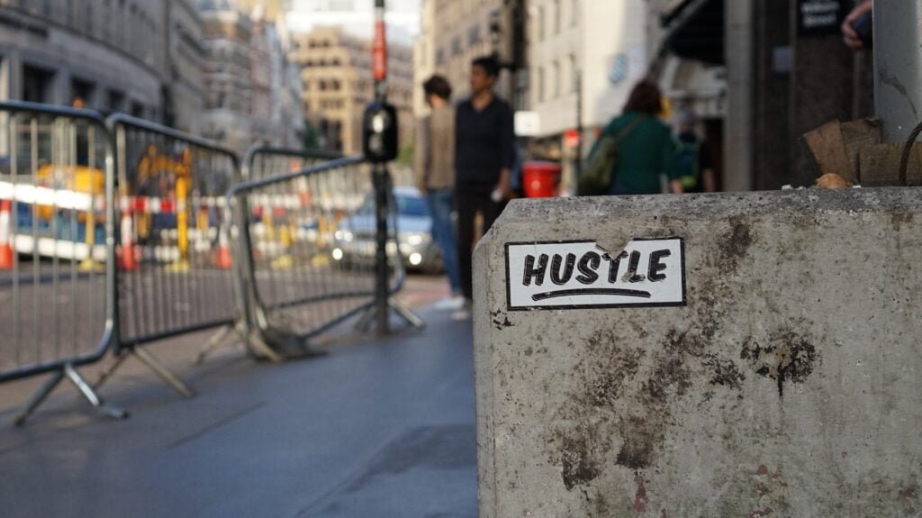 Hustle Culture adalah