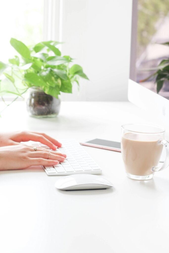 Copywriting dengan Formula PAS (Problem, Agitate, Solution)