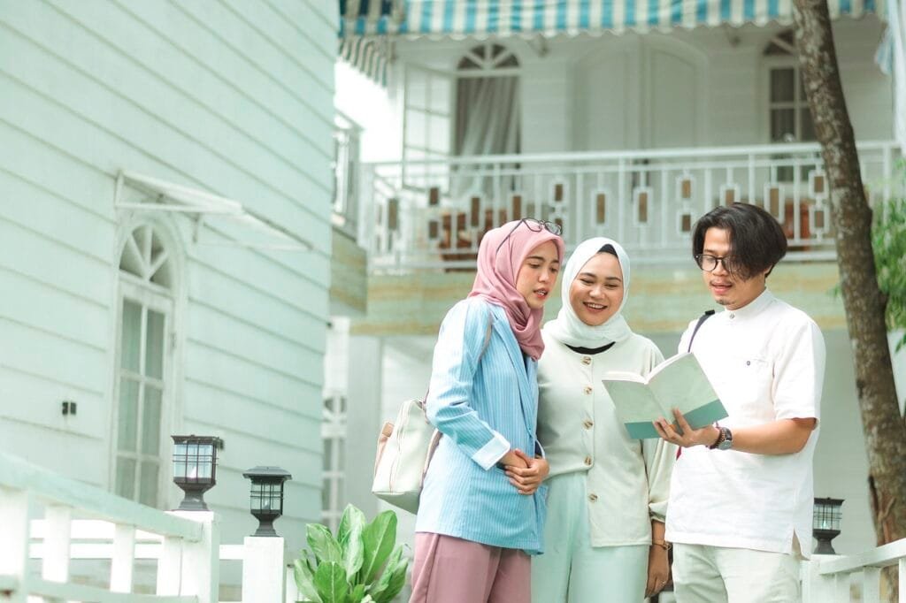 teman dekat yang baik