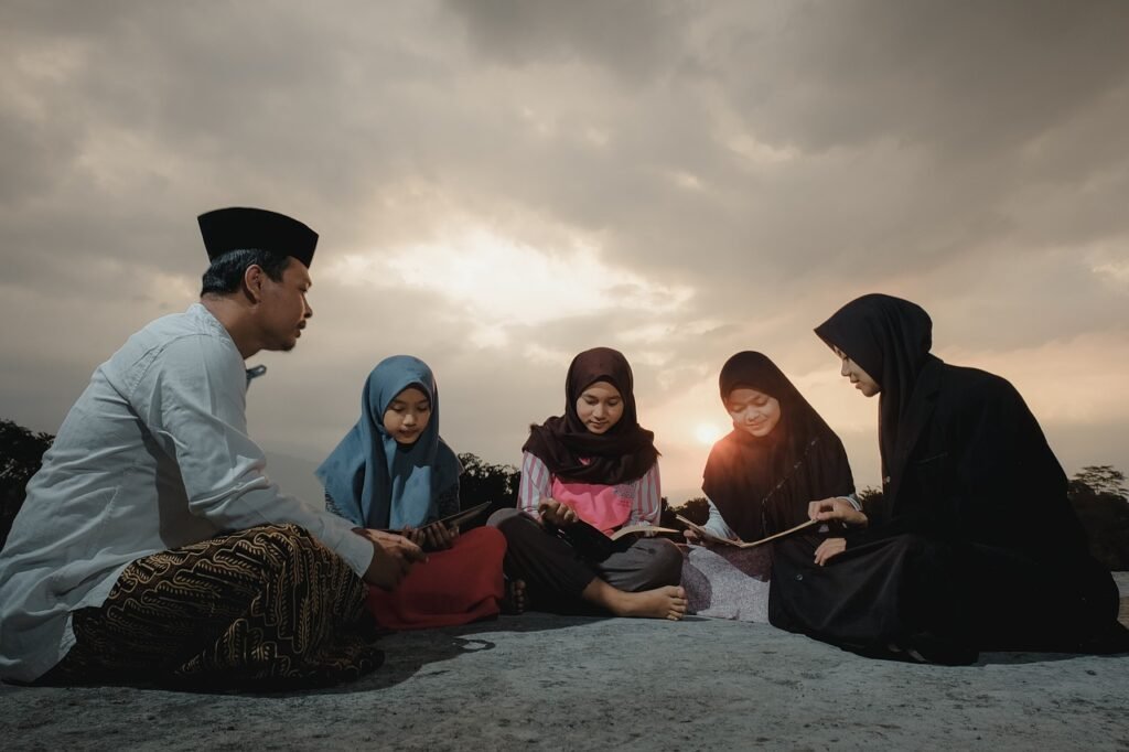 Tentang Teman Dekat