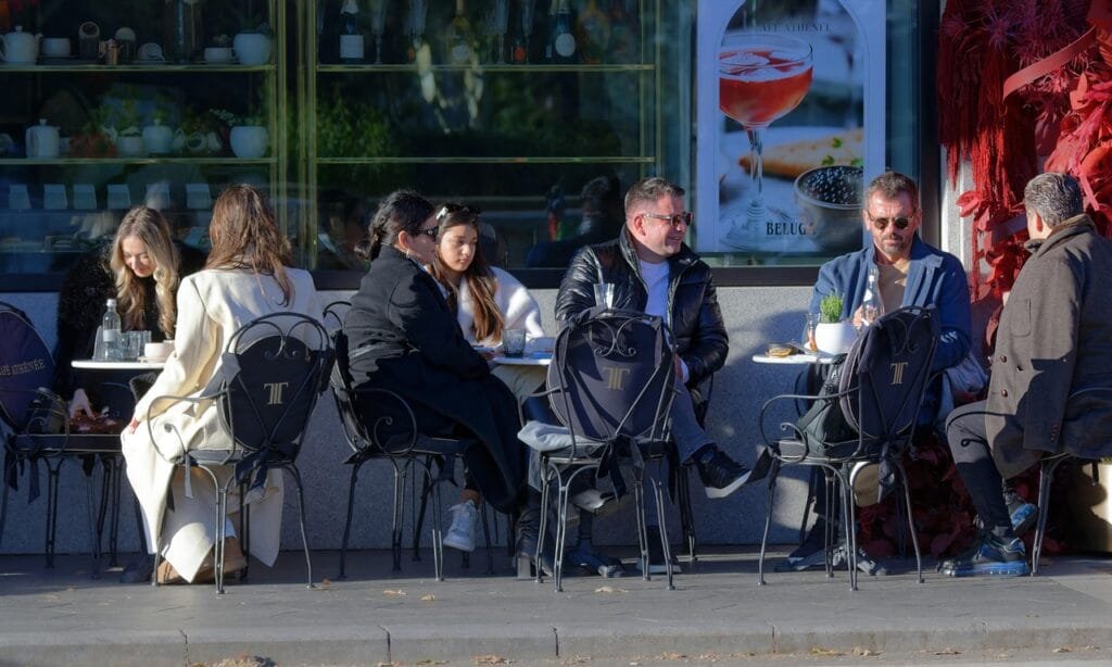 Apa Itu Orang yang Low Profile?